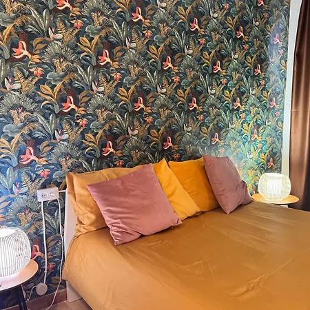 Cristianos Cozy Wild Apartment